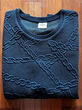 Zara Textured Crewneck Sweatshirt M Navy Embossed Pattern